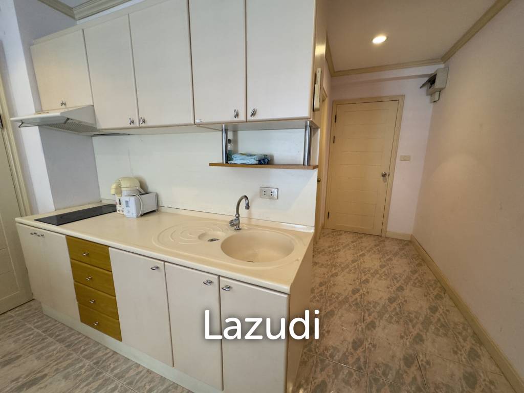 1 Bed 2 Baths 60 SQ.M. Jomtien Beach Condominium
