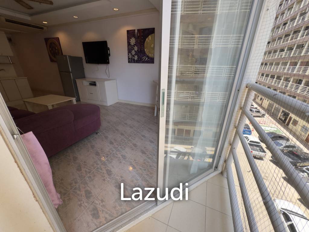 1 Bed 2 Baths 60 SQ.M. Jomtien Beach Condominium