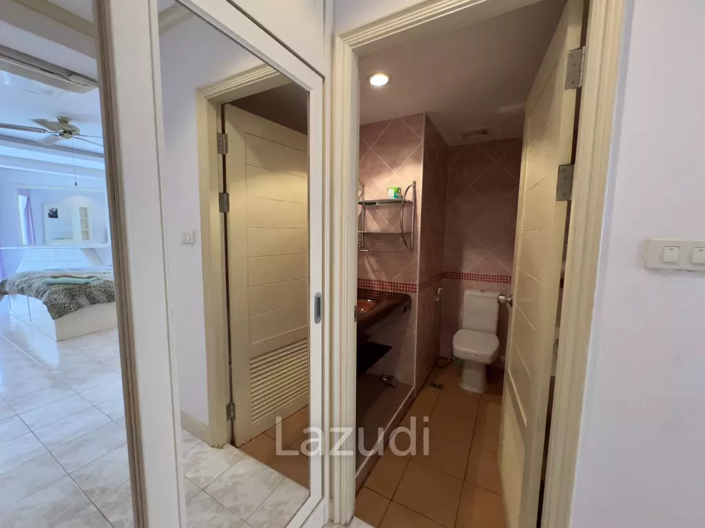 1 Bed 2 Baths 60 SQ.M. Jomtien Beach Condominium