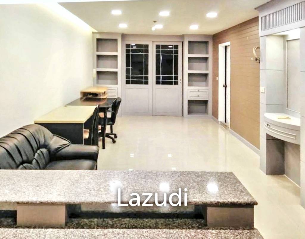 1 Bedroom 1 Bathroom 68 SQ.M State Tower