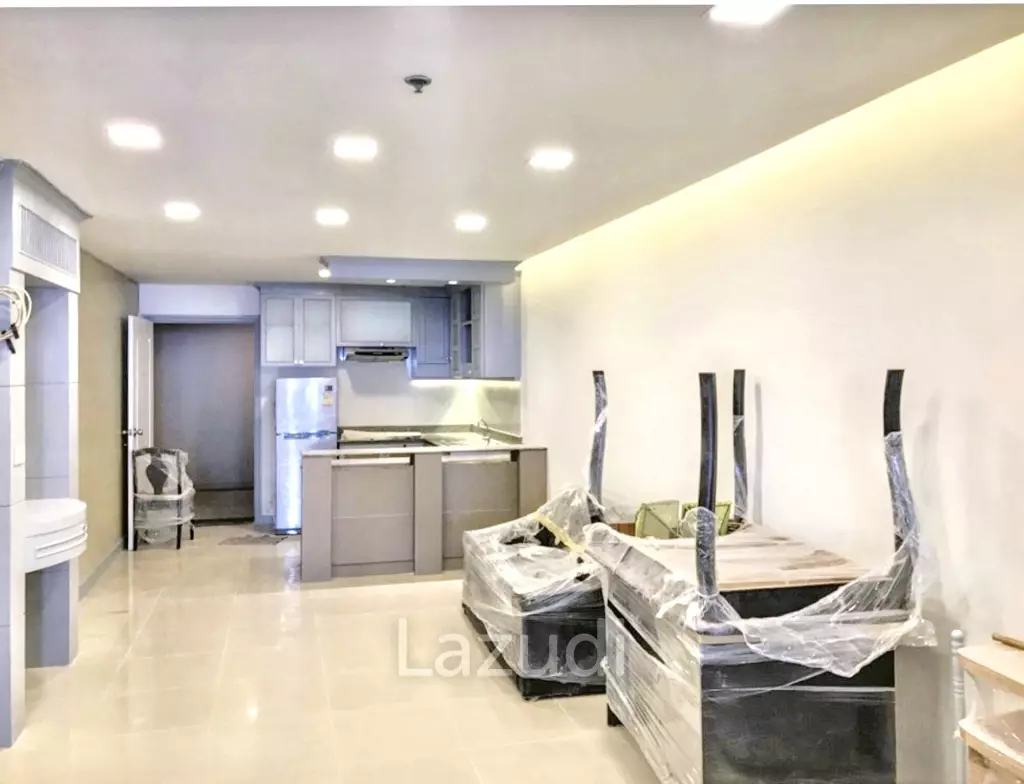 1 Bedroom 1 Bathroom 68 SQ.M State Tower