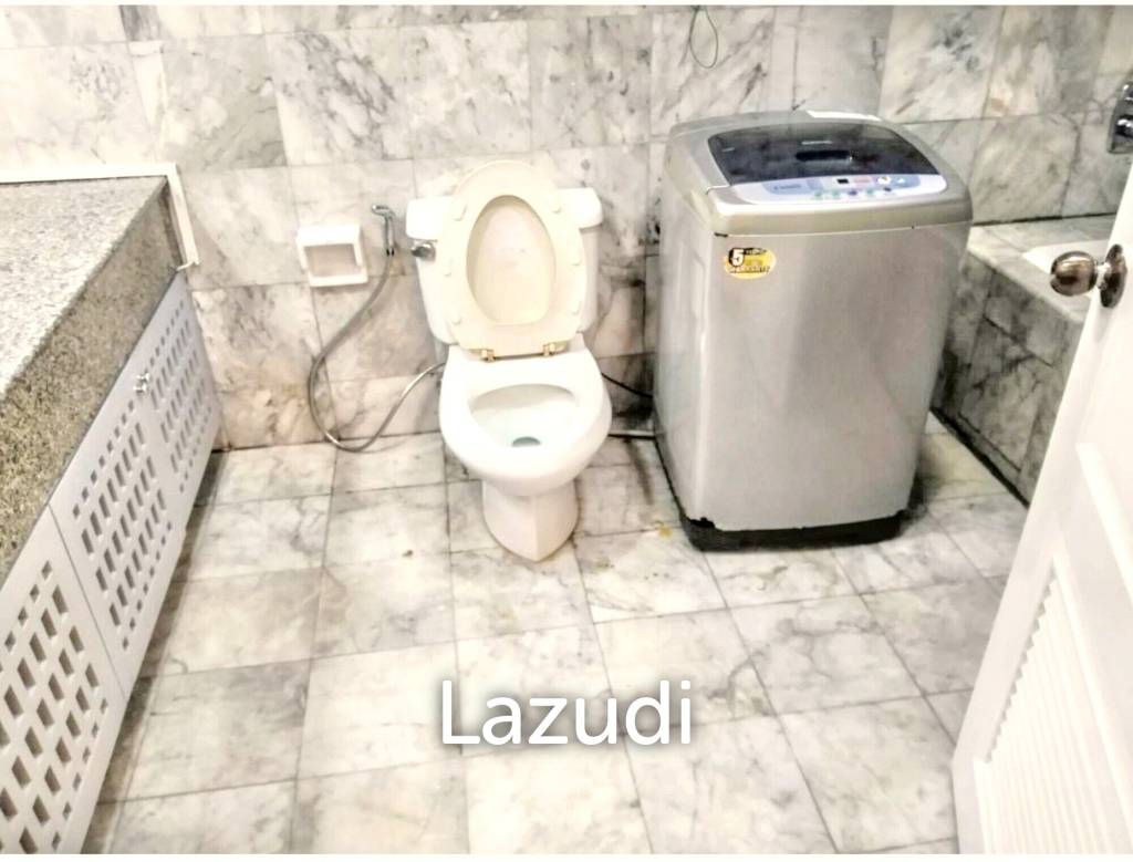 1 Bedroom 1 Bathroom 68 SQ.M State Tower