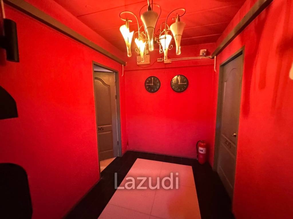 Hotel With Bar for Sale in South Pattaya