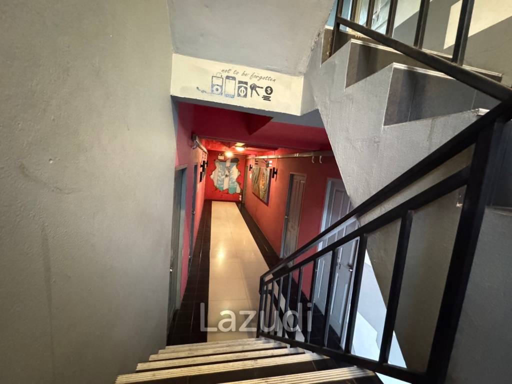 Hotel With Bar for Sale in South Pattaya