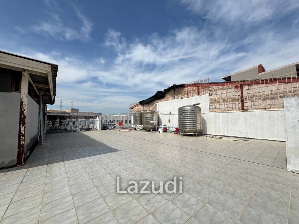 Hotel With Bar for Sale in South Pattaya
