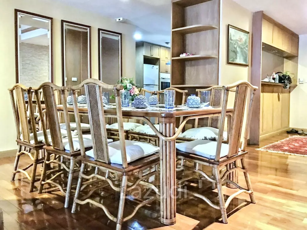 3 Bedroom 2 Bathroom 180 SQ.M Las Colinas