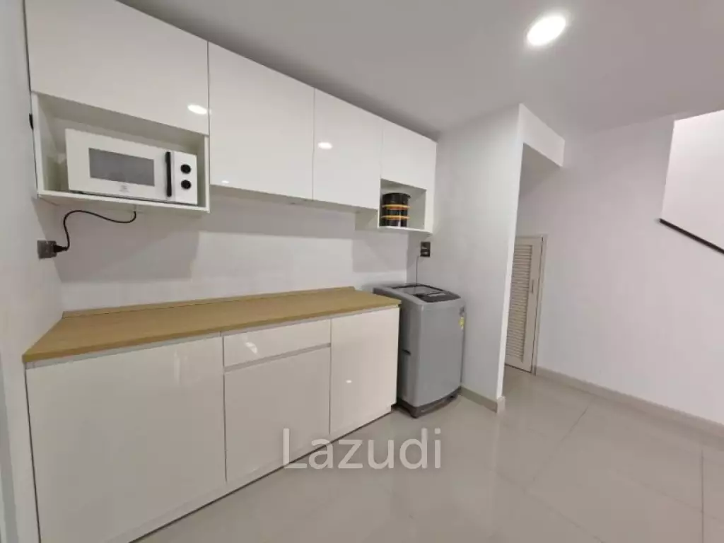 4 Beds 3 Baths 220 SQ.M. Life in The Garden Rong-Po
