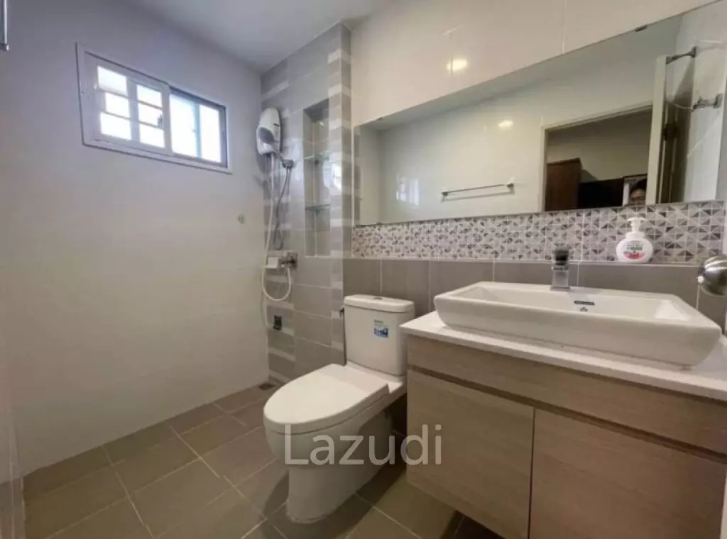 4 Beds 3 Baths 220 SQ.M. Life in The Garden Rong-Po