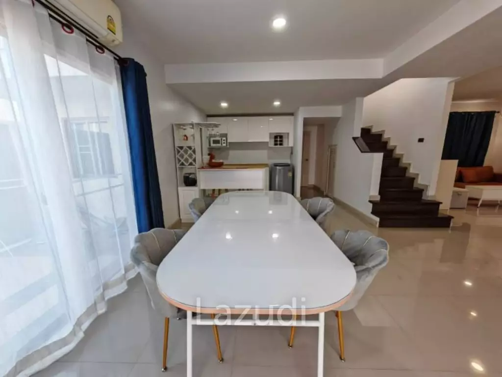 4 Beds 3 Baths 220 SQ.M. Life in The Garden Rong-Po