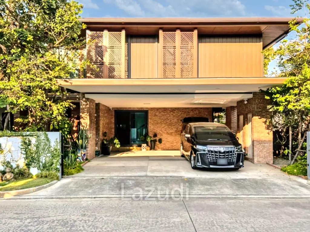 4 Bed 4 Bath 299 SQ.M Burasiri Pattanakarn