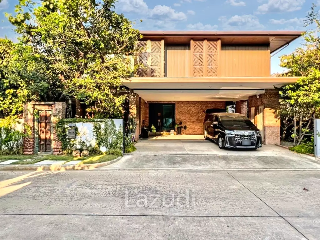 4 Bed 4 Bath 299 SQ.M Burasiri Pattanakarn