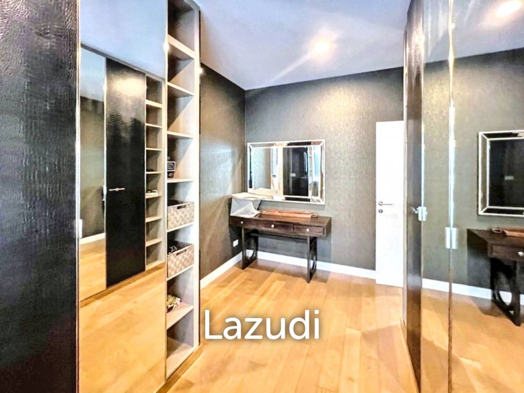4 Bed 4 Bath 299 SQ.M Burasiri Pattanakarn