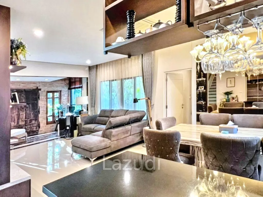 4 Bed 4 Bath 299 SQ.M Burasiri Pattanakarn