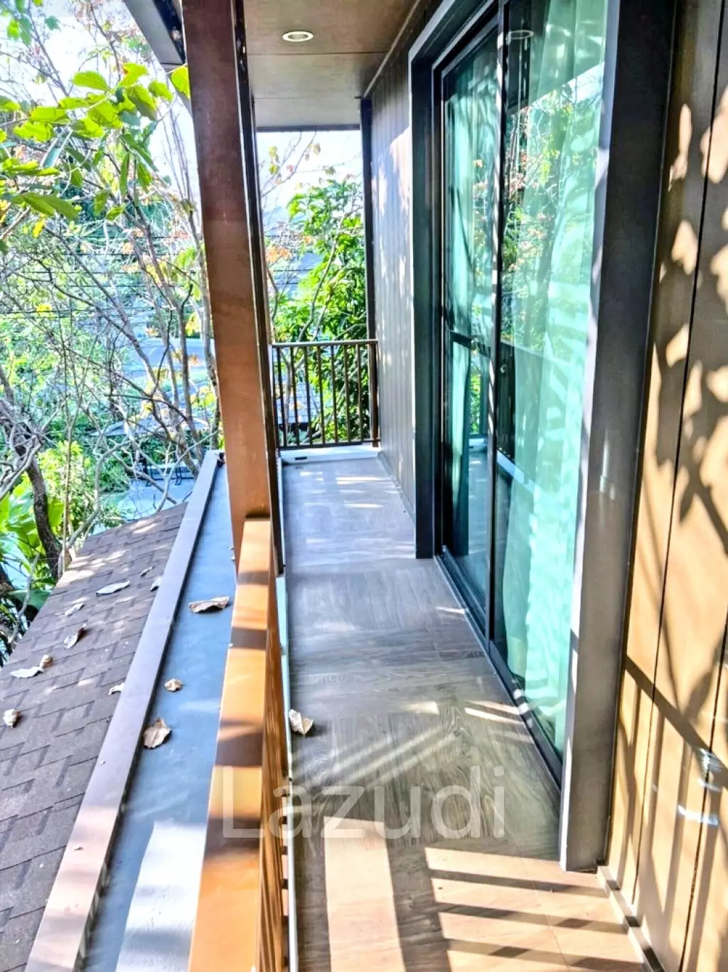 4 Bed 4 Bath 299 SQ.M Burasiri Pattanakarn
