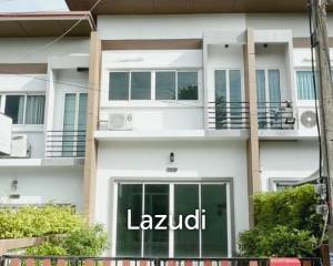 Modern 3-Bedroom Townhouse for Sale – Prime Bo Phut Location