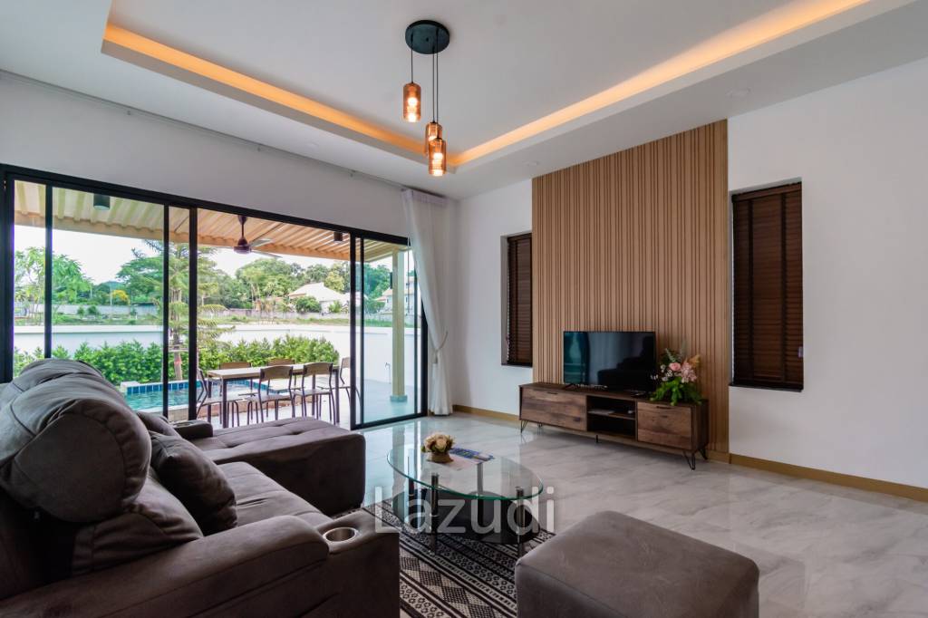 3 Beds 4 Baths 225 SQ.M BONAIR Villa Hua Hin