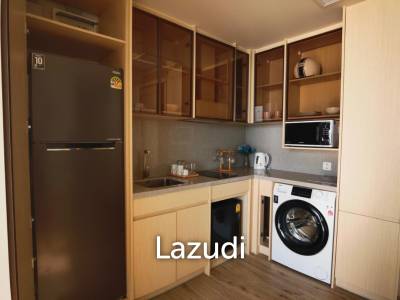 1 Bedroom 1 Bathroom 48.6 SQ.M. Arom Wongamat