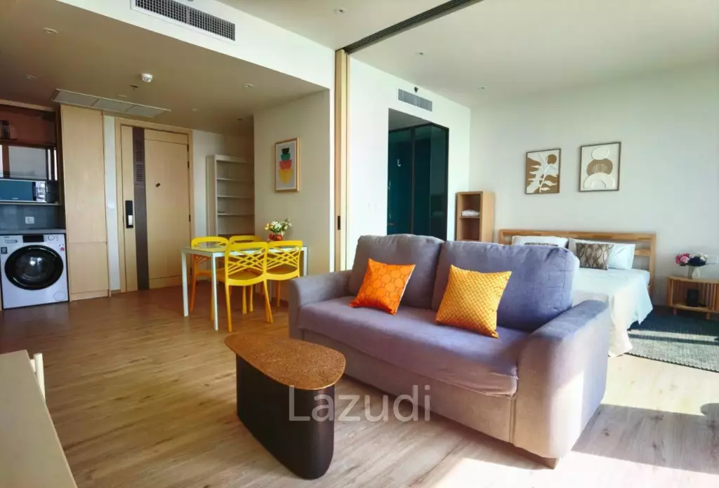 1 Bedroom 1 Bathroom 48.6 SQ.M. Arom Wongamat