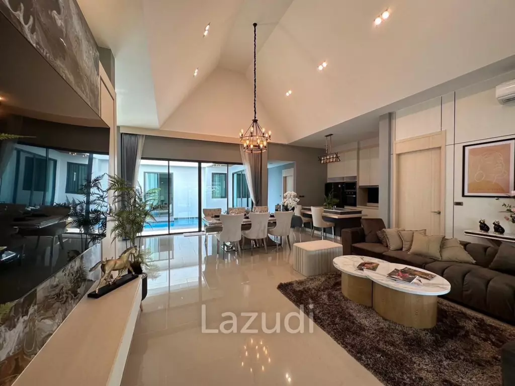 5 Beds 5 Baths 520 SQ.M. Baan Mae Pool Villa 4