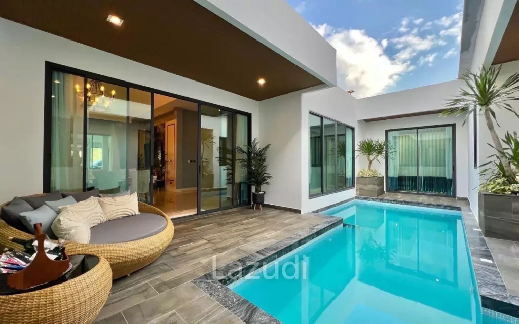 5 Beds 5 Baths 520 SQ.M. Baan Mae Pool Villa 4