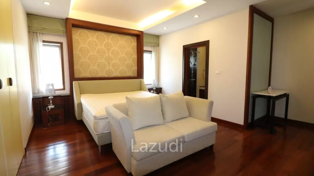 4 Bedrooms Luxury Pool Villa in Pran Premium Village