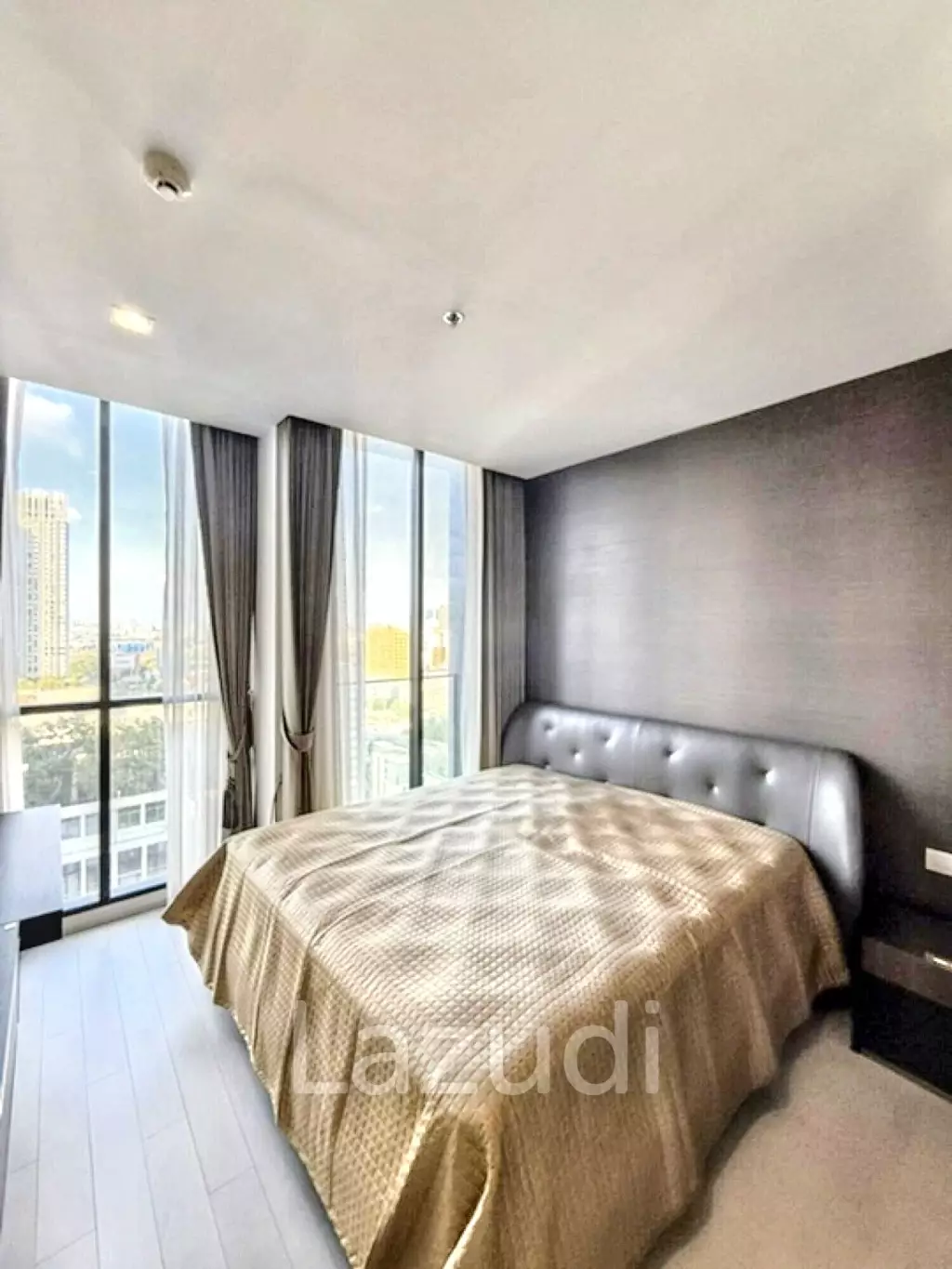 2 Bedroom 2 Bathroom 81 SQ.M Noble Ploenchit