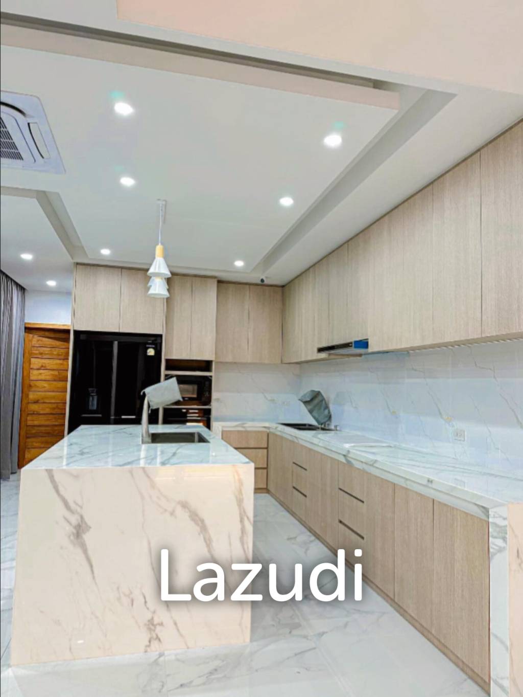 4-Bed Modern Villa in Prime area Bang Rak