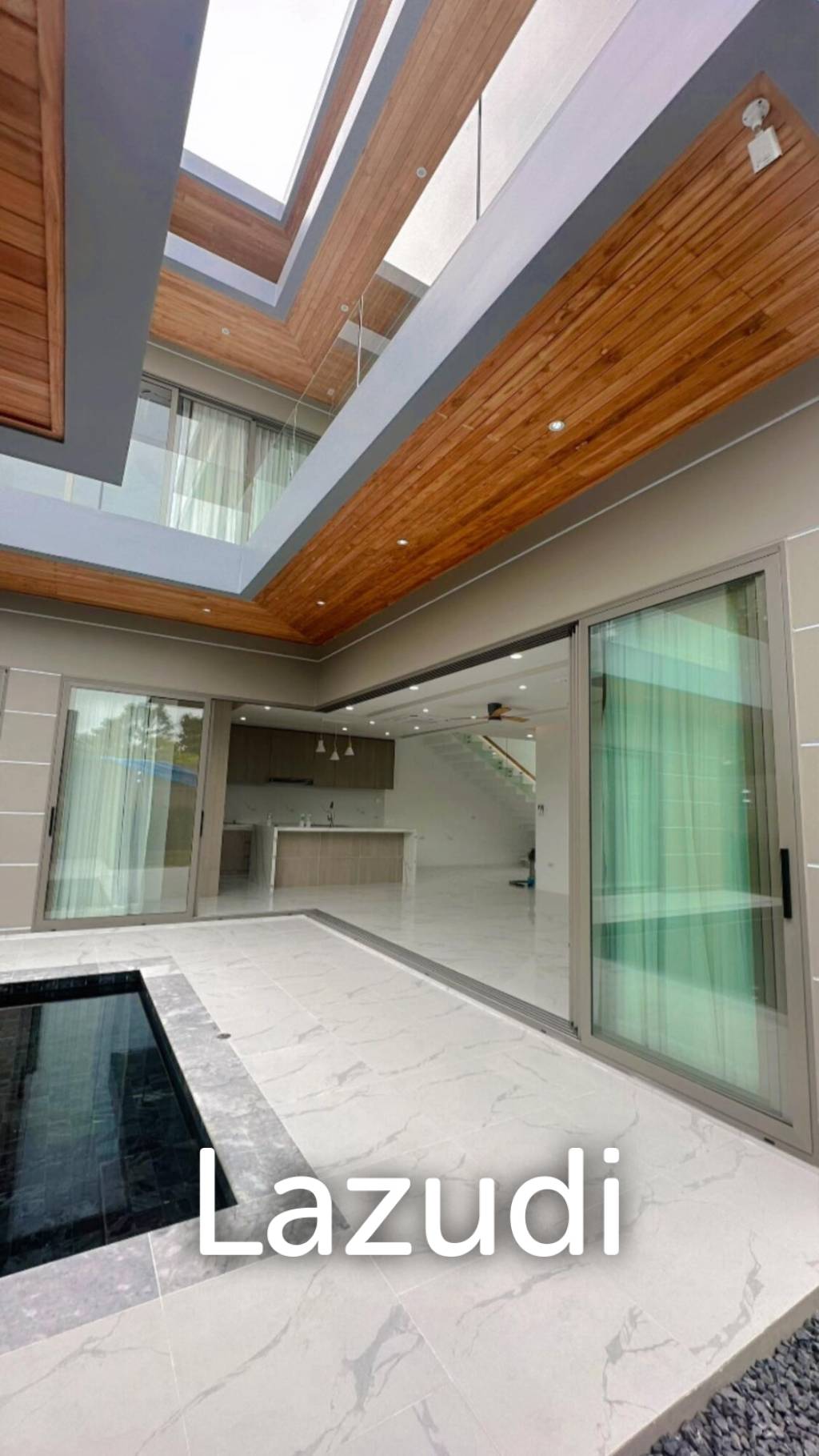 4-Bed Modern Villa in Prime area Bang Rak