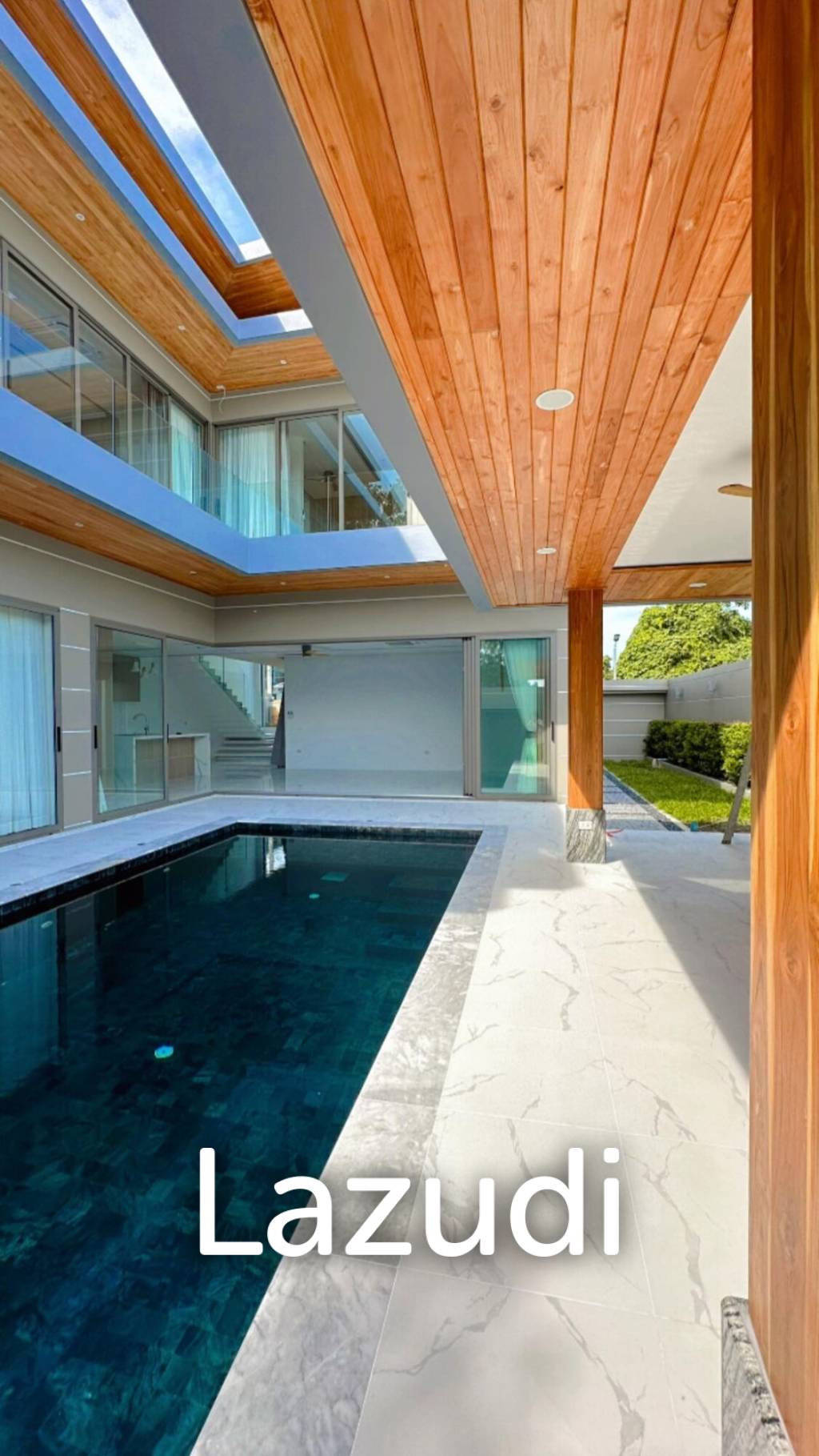 4-Bed Modern Villa in Prime area Bang Rak