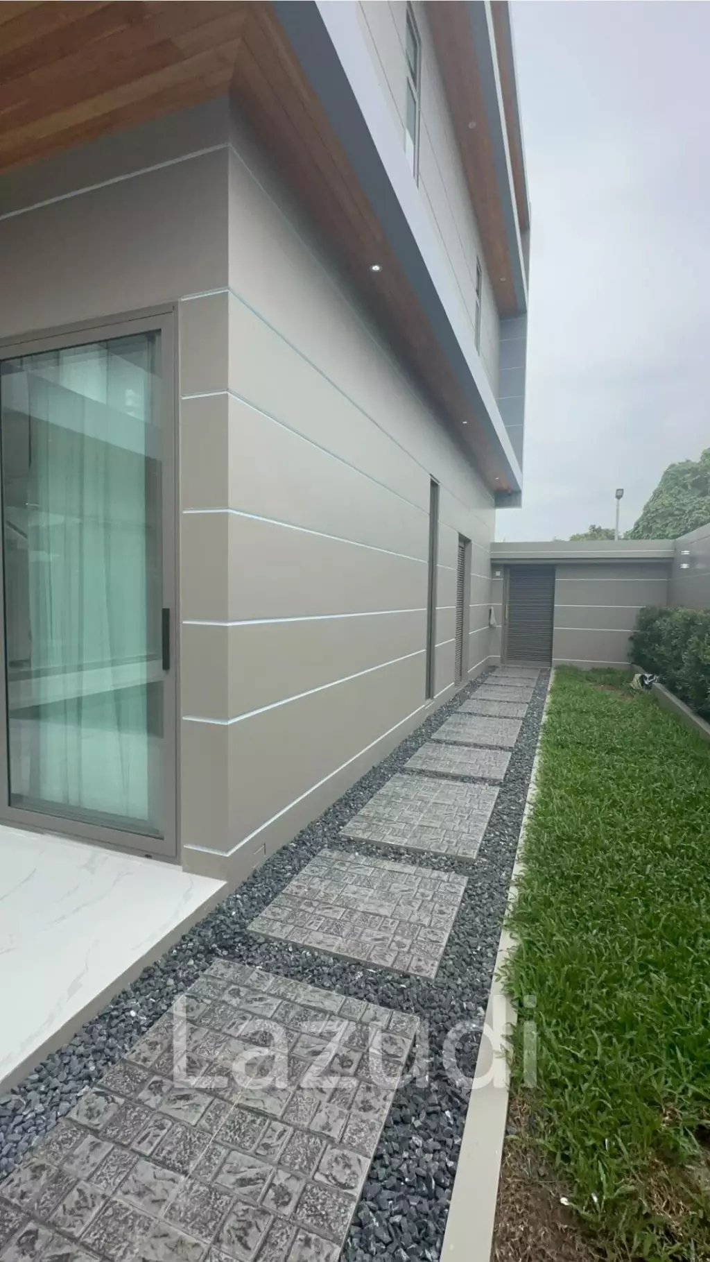 4-Bed Modern Villa in Prime area Bang Rak