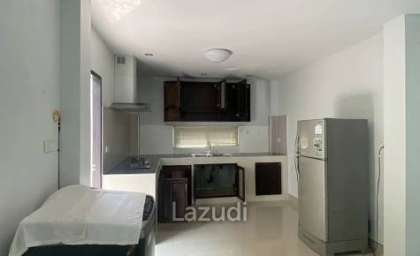 Sale/Rent 2-Storey 3 Bedrooms Detached House With Furniture