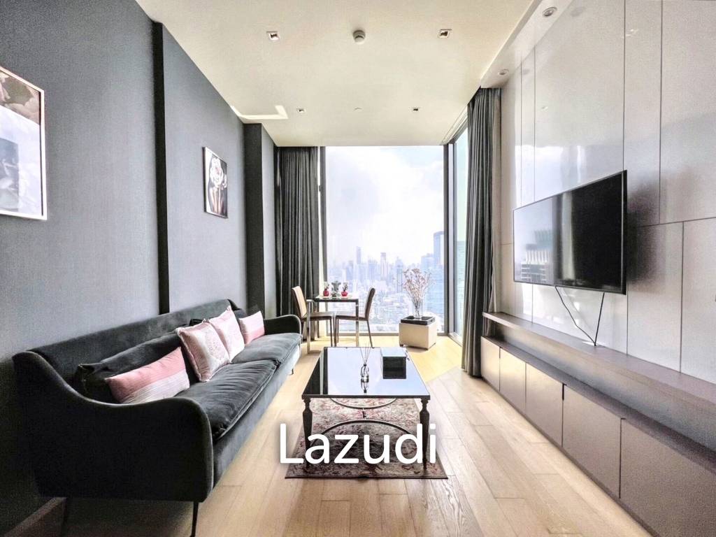 1 Bed 1 Bath  45 SQ.M  The Address Chidlom