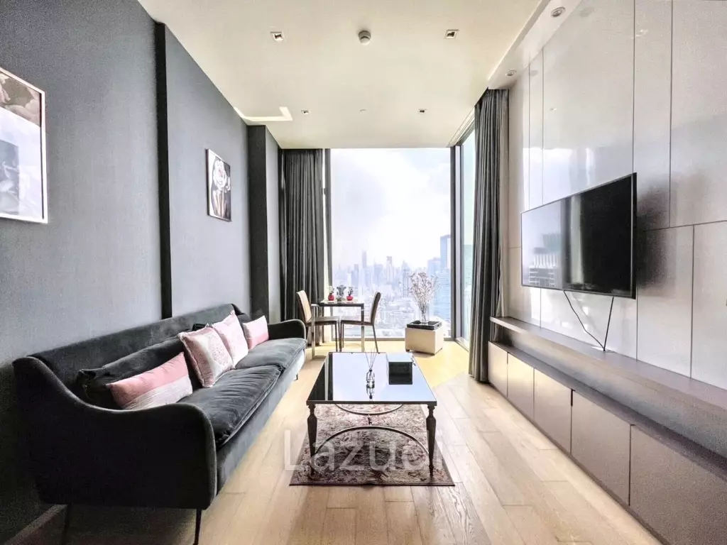 1 Bed 1 Bath  45 SQ.M  The Address Chidlom