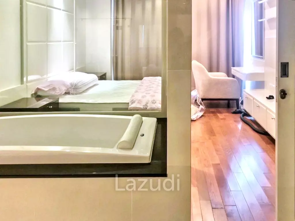 1 Bed 1 Bath 54 SQ.M  The Address Chidlom