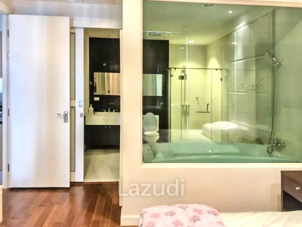 1 Bed 1 Bath 54 SQ.M  The Address Chidlom