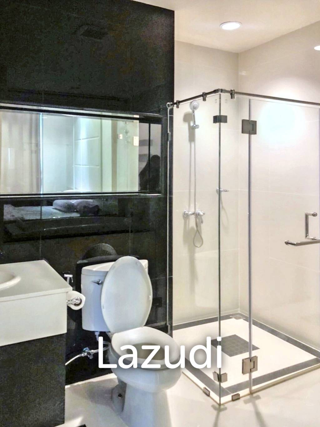 1 Bed 1 Bath 54 SQ.M  The Address Chidlom