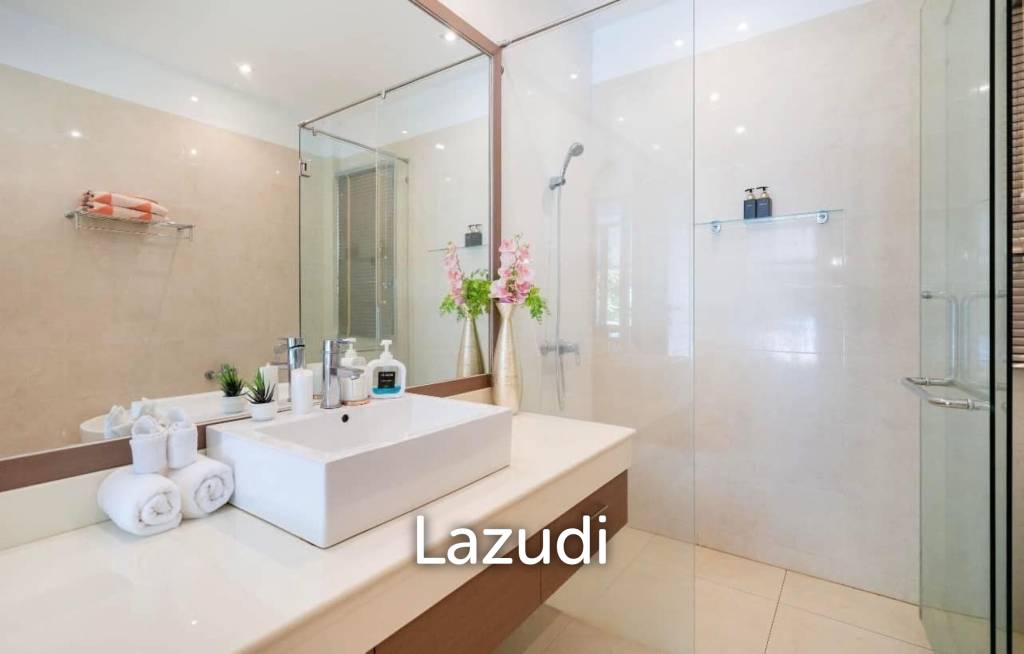 Beachfront 4-bedroom villa in Ao Yon
