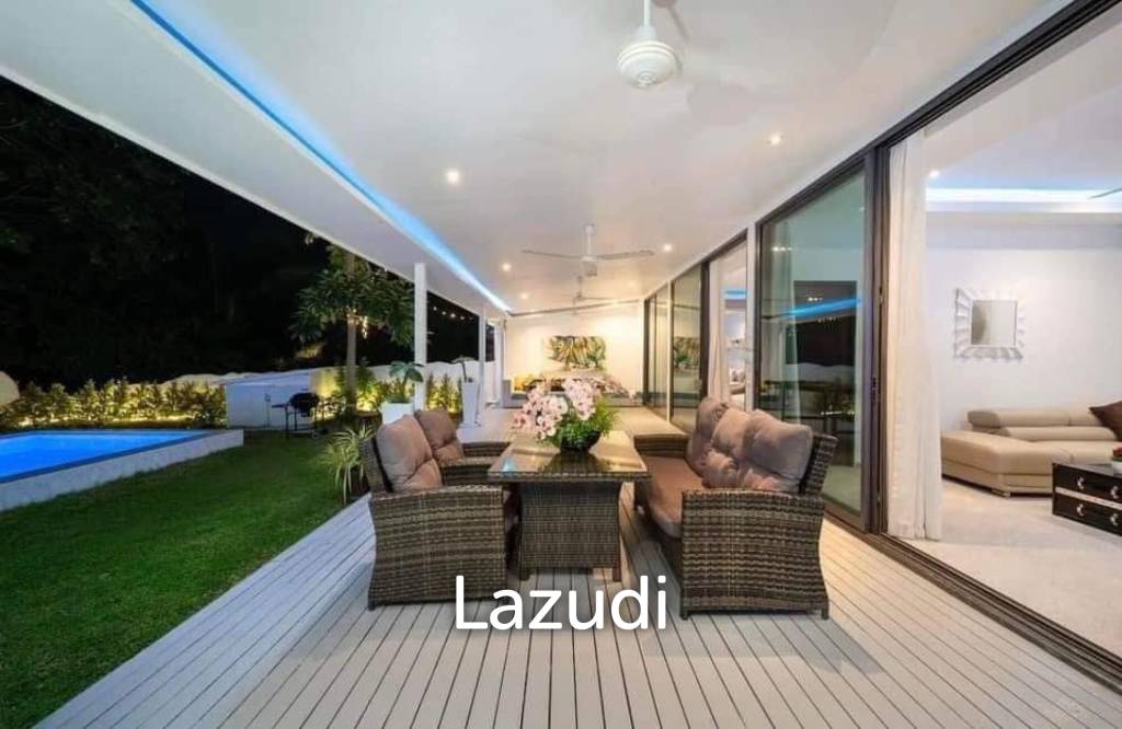 Beachfront 4-bedroom villa in Ao Yon
