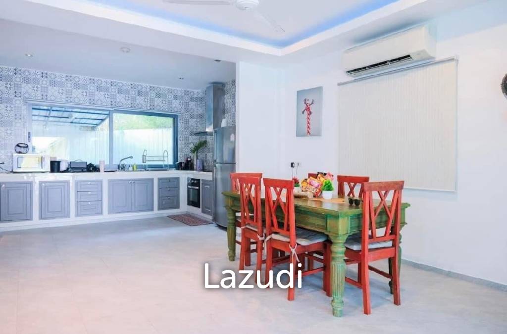 Beachfront 4-bedroom villa in Ao Yon