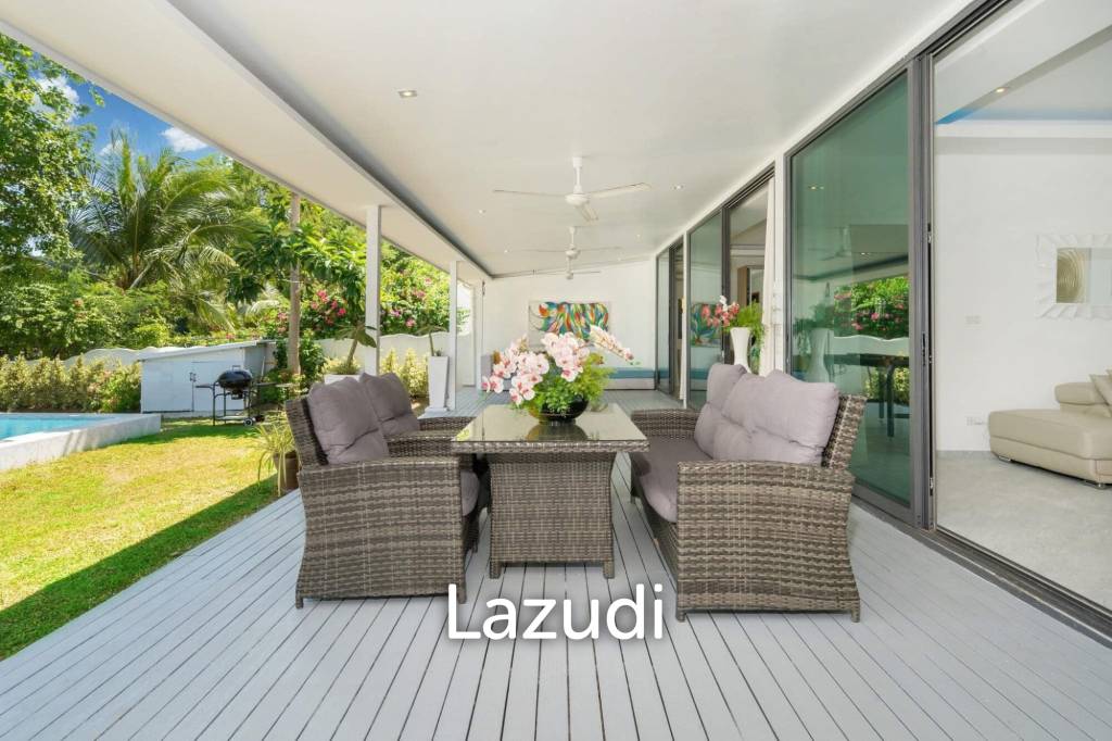 Beachfront 4-bedroom villa in Ao Yon