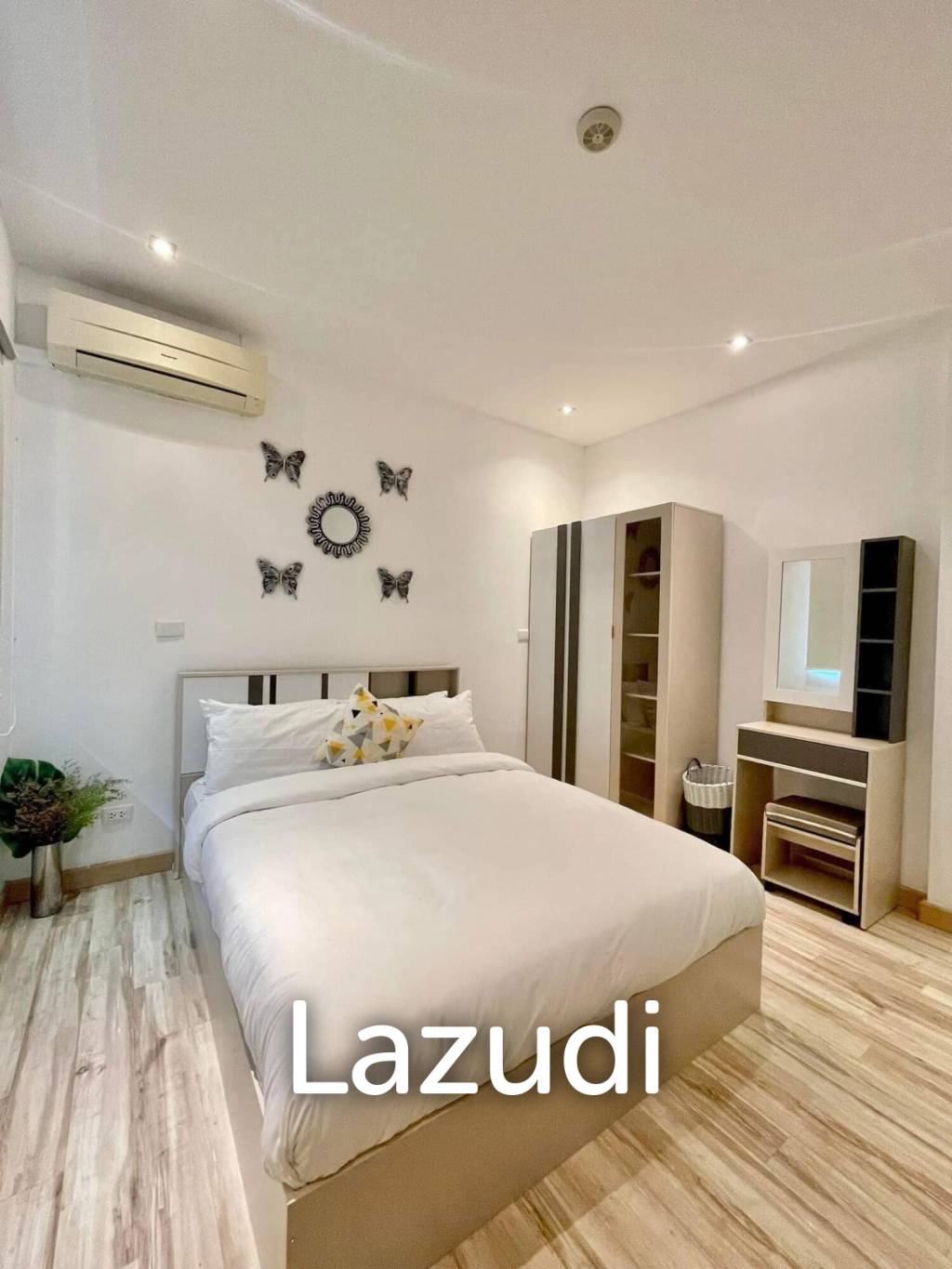 Beachfront 4-bedroom villa in Ao Yon