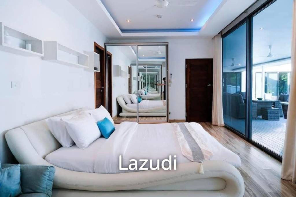 Beachfront 4-bedroom villa in Ao Yon