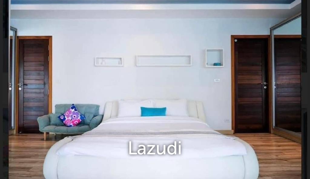 Beachfront 4-bedroom villa in Ao Yon