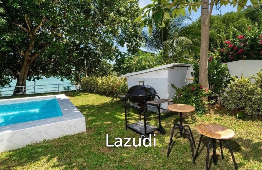 Beachfront 4-bedroom villa in Ao Yon