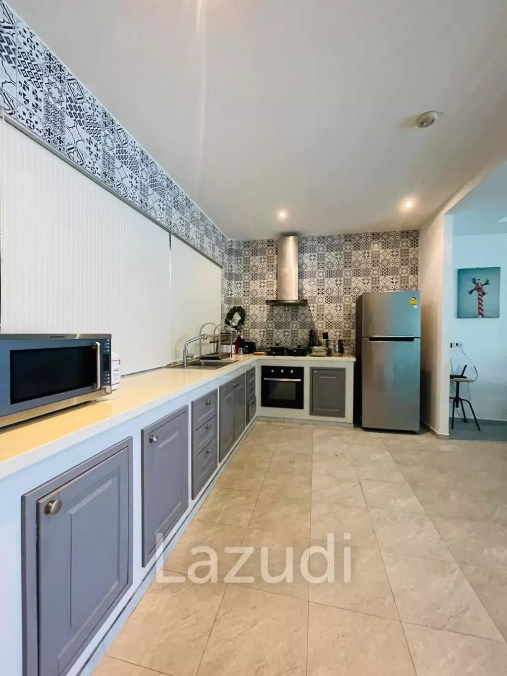 Beachfront 4-bedroom villa in Ao Yon