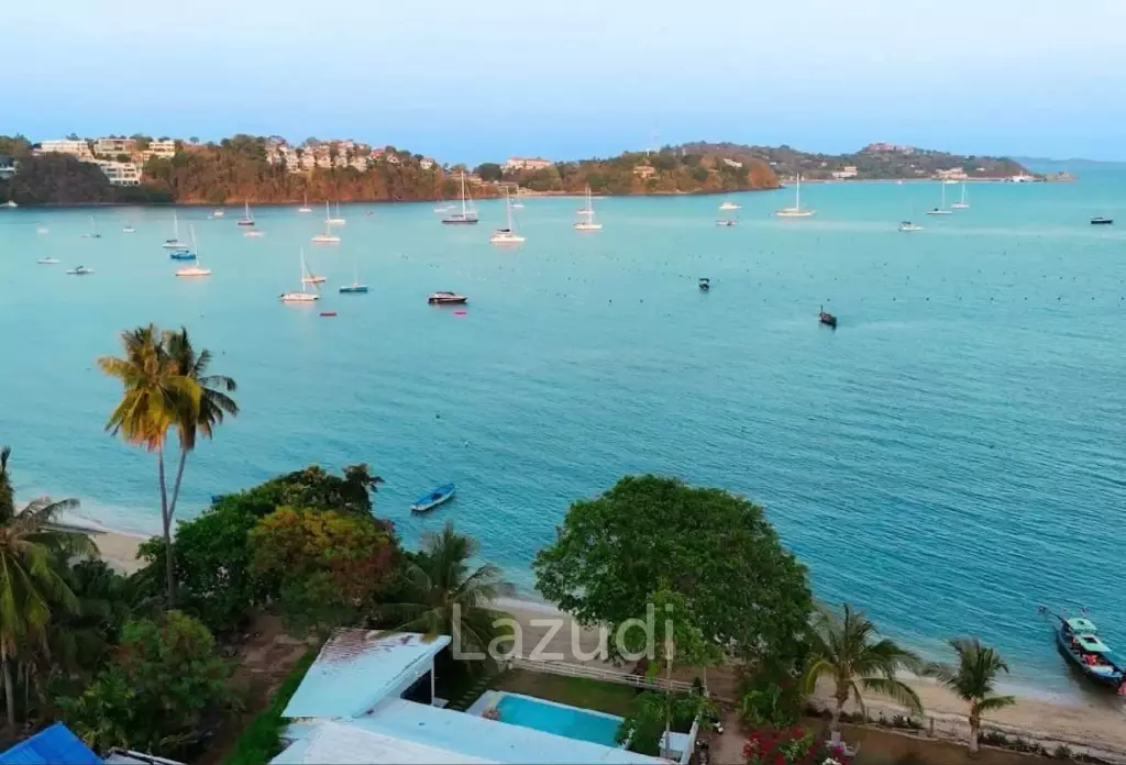 Beachfront 4-bedroom villa in Ao Yon