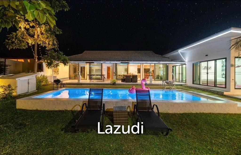 Beachfront 4-bedroom villa in Ao Yon