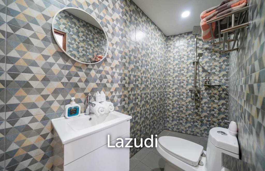 Beachfront 4-bedroom villa in Ao Yon