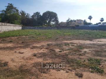 1,600 SQ.M. Land for Sale in Mabpachan