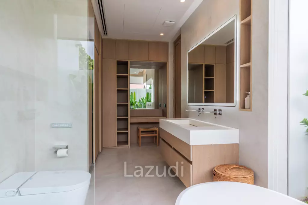 Modern Luxury 4 Bedroom Villa For Sale In Thalang
